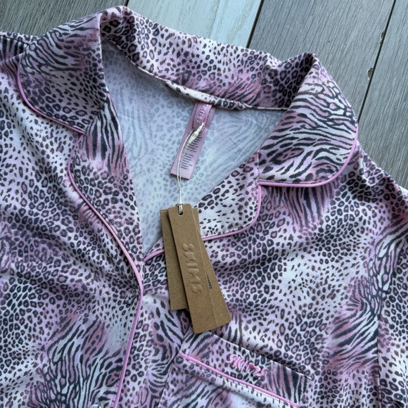 Skims Long-sleeved Pajama Set - Picture 3 of 16